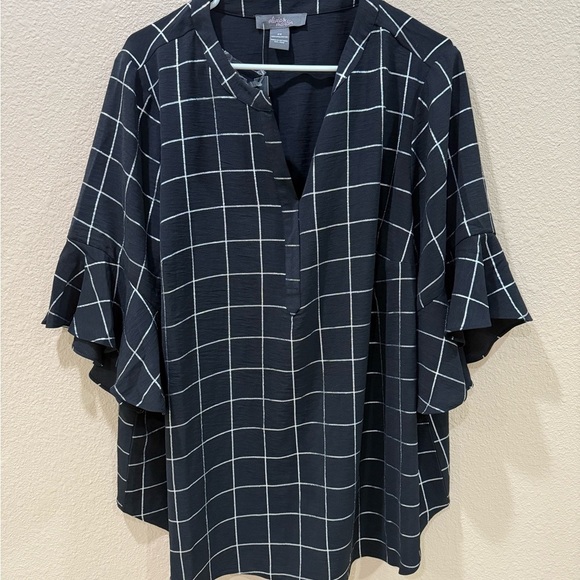 Olivia & Martin Tops - 2X Black and White Checkered Women's Top NEW